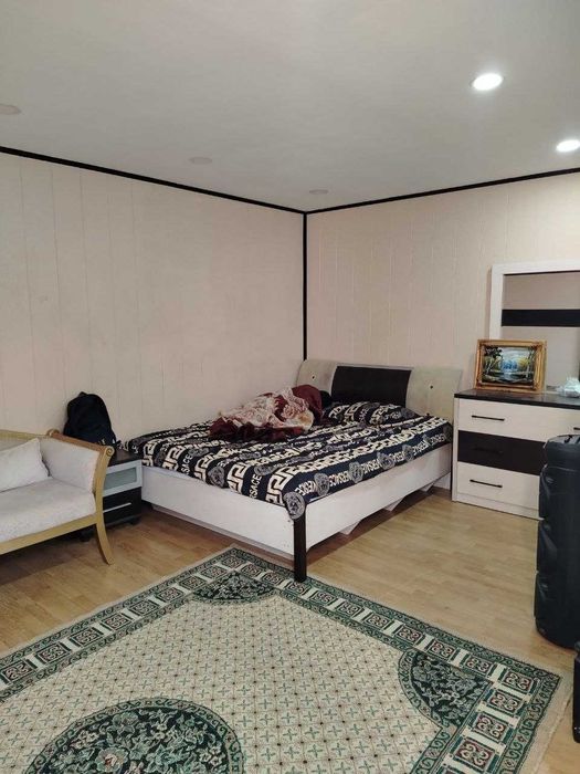 Samarqand darvoza
Arintir apteka 
4xona+padval 3-sotuv
masjid yonida