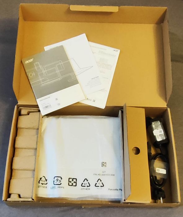 Laptop Acer Aspire 3 A315-23 cu procesor AMD Ryzen™ 3 3250U