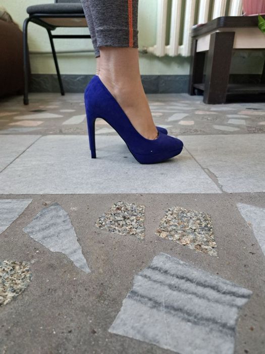 Туфли на высоком каблуке