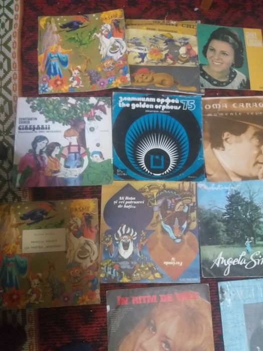 Discuri de vinil cu muzica