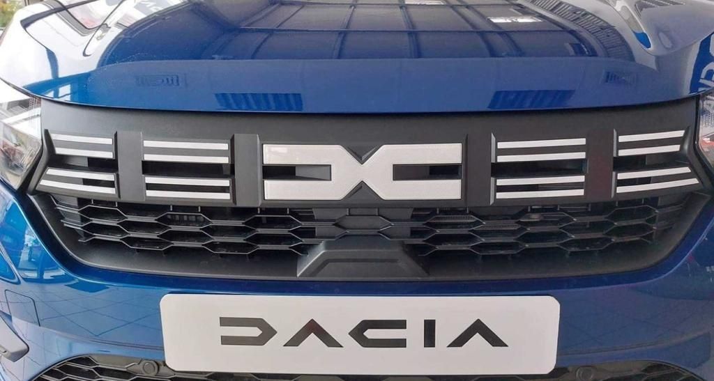 Grila Dacia Logan Sandero Duster joggar