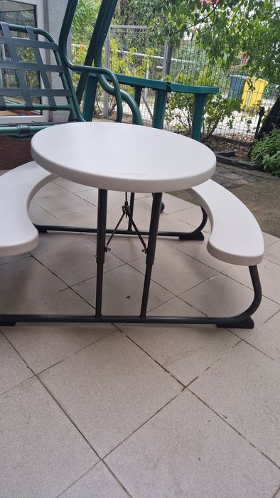 Măsuță copii cu 2 banchete incluse, pliabila pt folosință  interior/ex