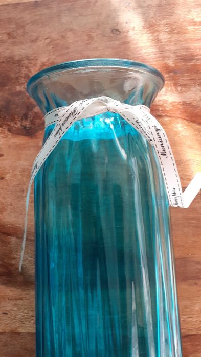 ваза стъклена синя дизайнерска качествена висока 30 см за къмпинг