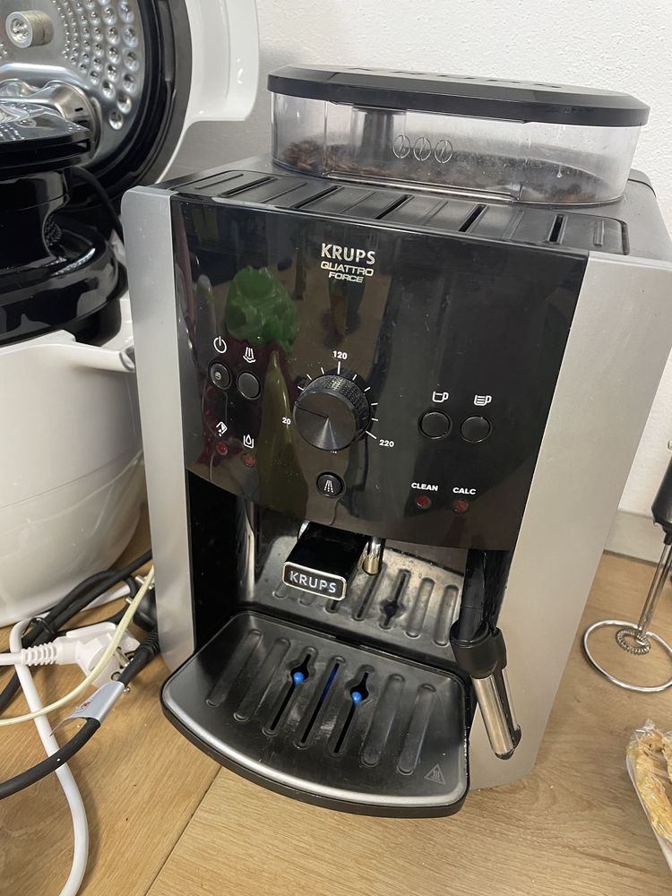 Espressor automat Krups