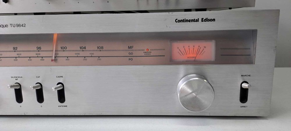 Continental Edison TU 9842 tuner radio analog pt amplificator scala