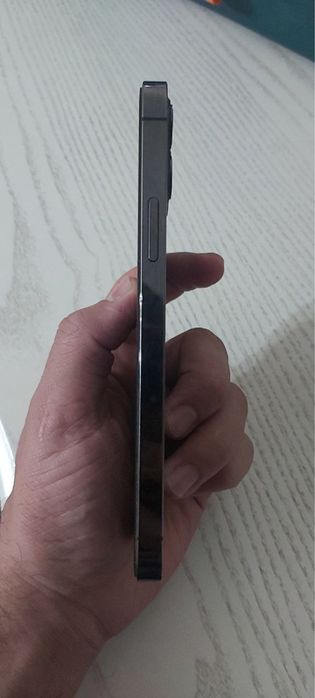 Iphone 12 pro srochno sotiladi