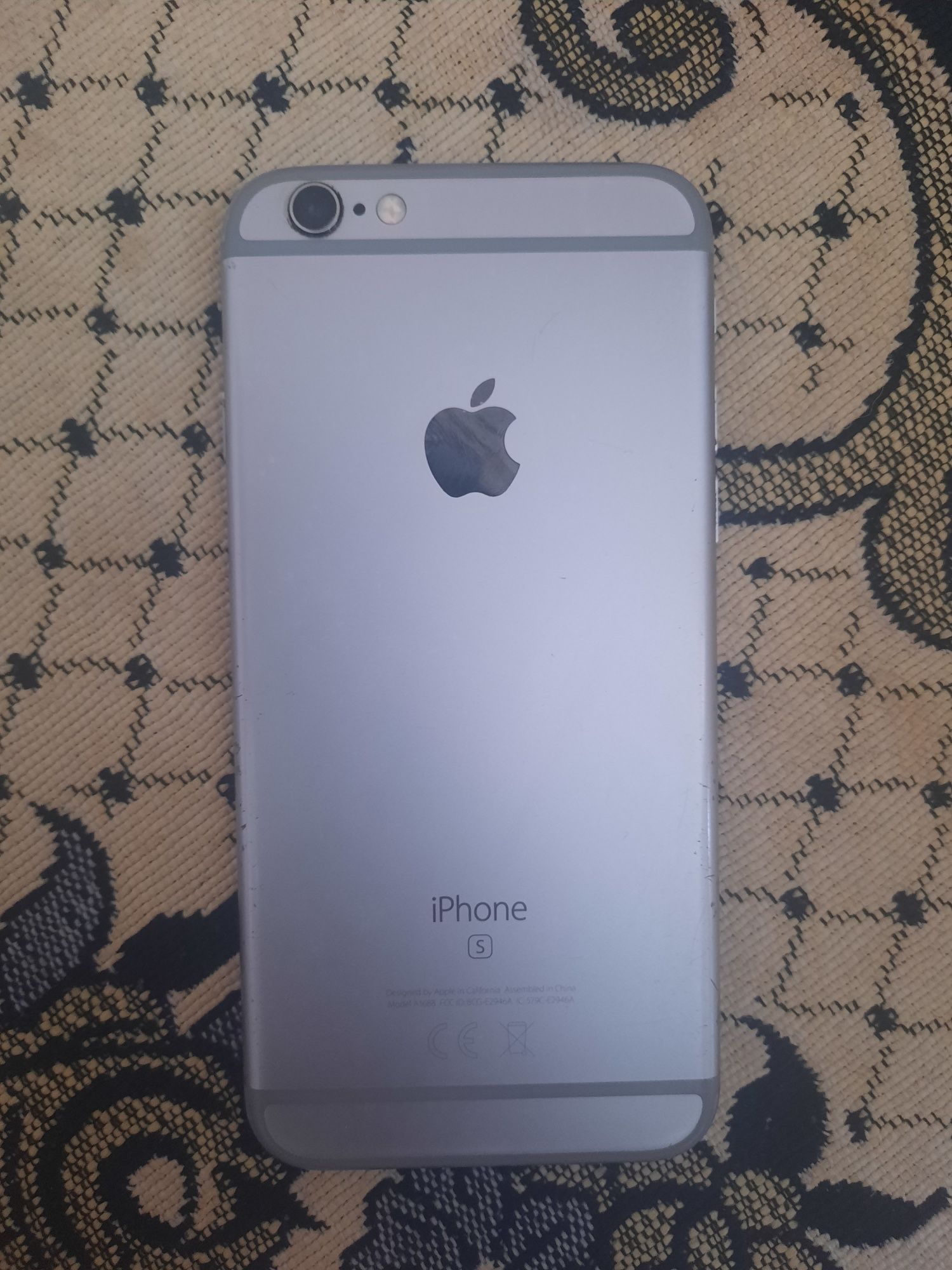 Продам iPhone 6s