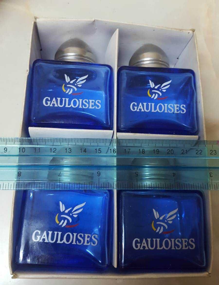 sticle gauloises de reclama . Lot 4 sticle