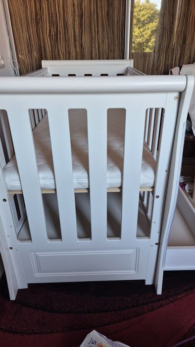 Pătuț bebe impecabil