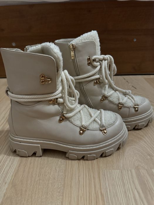 Дамски боти