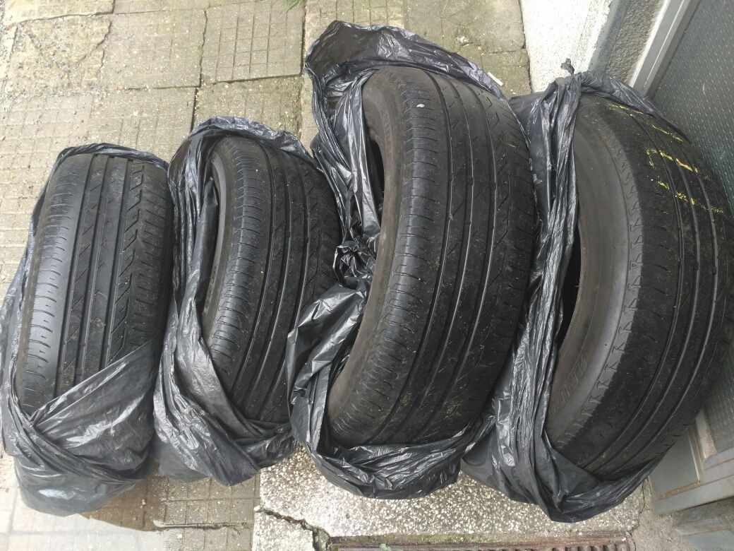 Летни гуми Bridgestone 195/65/15 общо 4 бр.