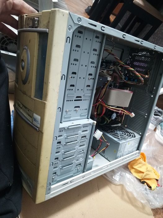 Компьютеры настольные