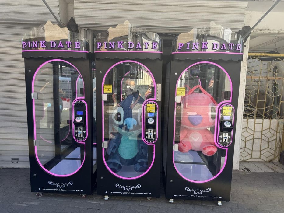 ПОД НАЕМ  вендинг машини за играчки Pink Date Пинк Дейт