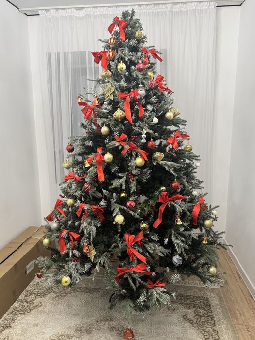 ЕЛКА 3 метра. очень пышная