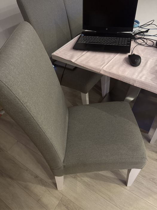 Vand scaun 75lei bucata (set de 8 scaune)