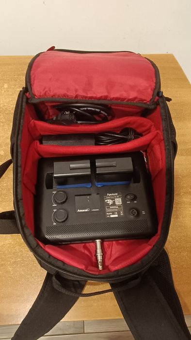Vând pachet 2 lampi video Aputure Amaran cu 2 trepiezi