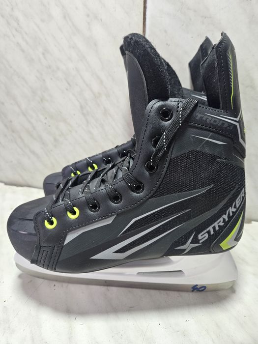 Patine 40 hochei hockey  Tronx marime  39 ( 25,5  cm)