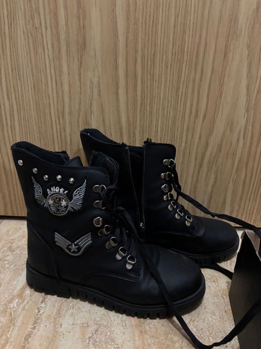 Зимни обувки, боти