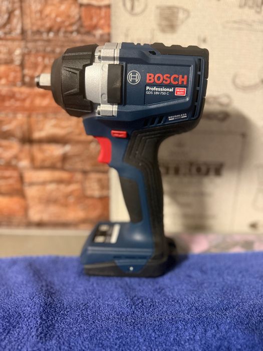 BOSCH GDS 18v 750c