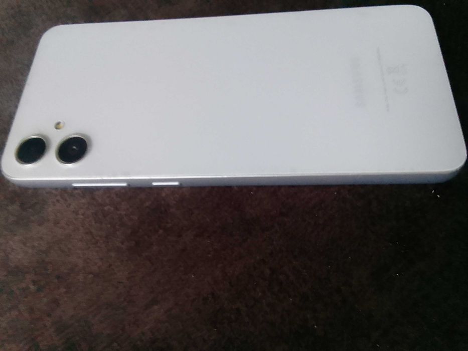 Samsung a05 64 GB