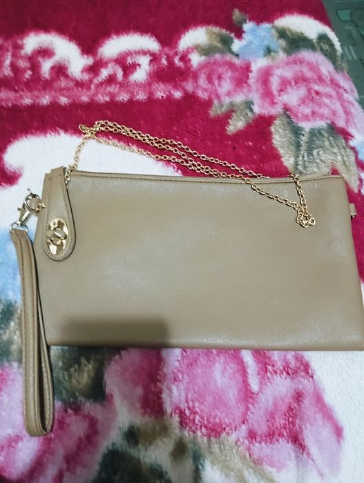 Vând în stare impecabila