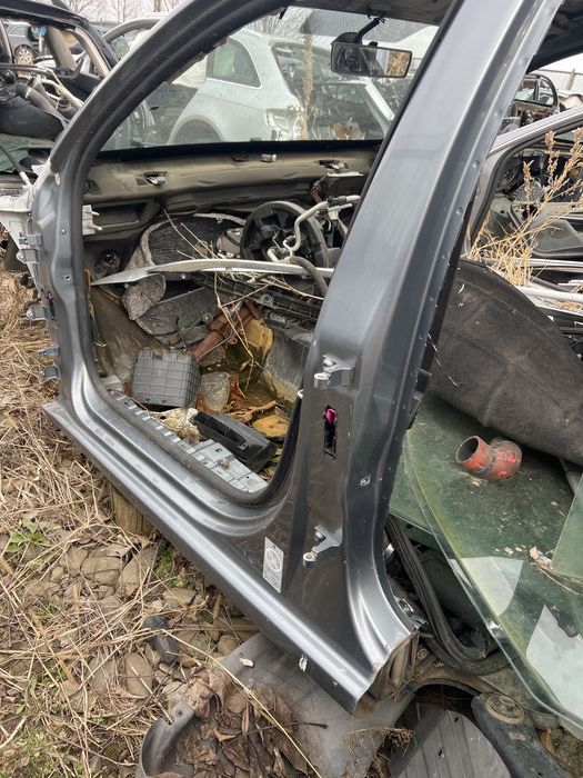 prag stanga tabla skoda superb 2 2012