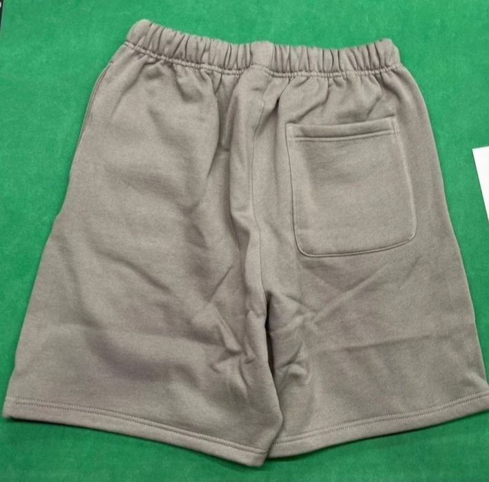 Pantaloni scurți Essentials