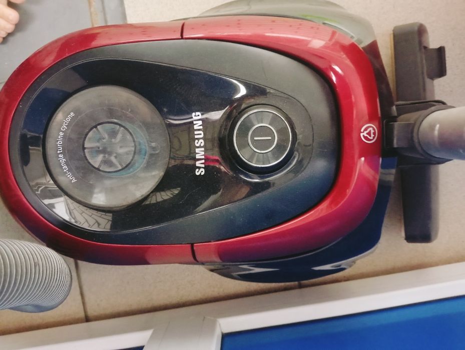 Продам пылесос! Район Океан.