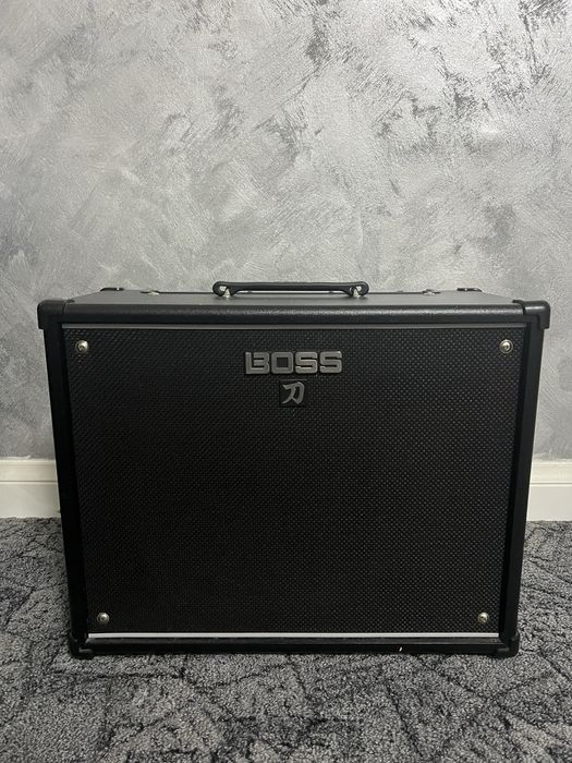 Boss Katana 100 MK1 + Footswitch si Husa