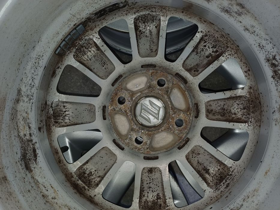 Джанти 15 Сузуки