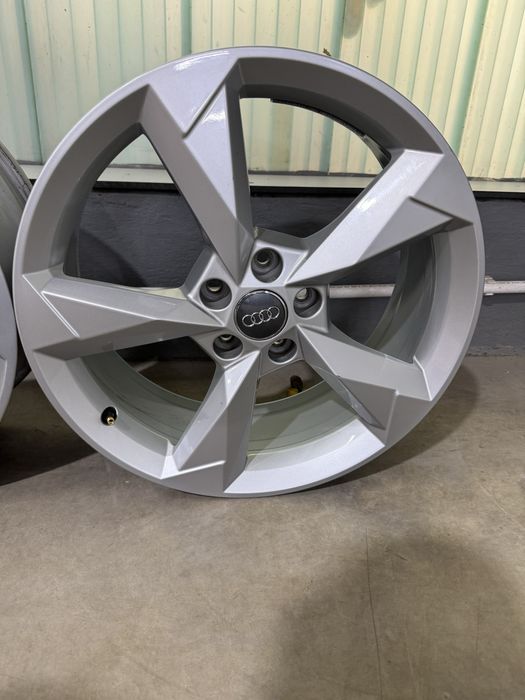Jante aliaj R19 5x112 7J ET43 Audi Q3