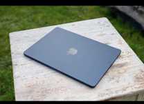 Macbook air m3 1 oy boldi