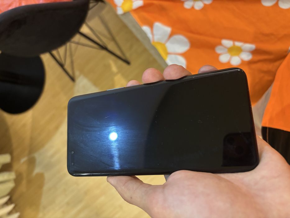 Vand urgent Honor magic 5 pro