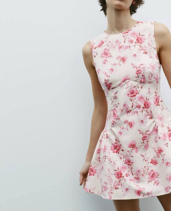 Платье Zara оригинал новое размер М