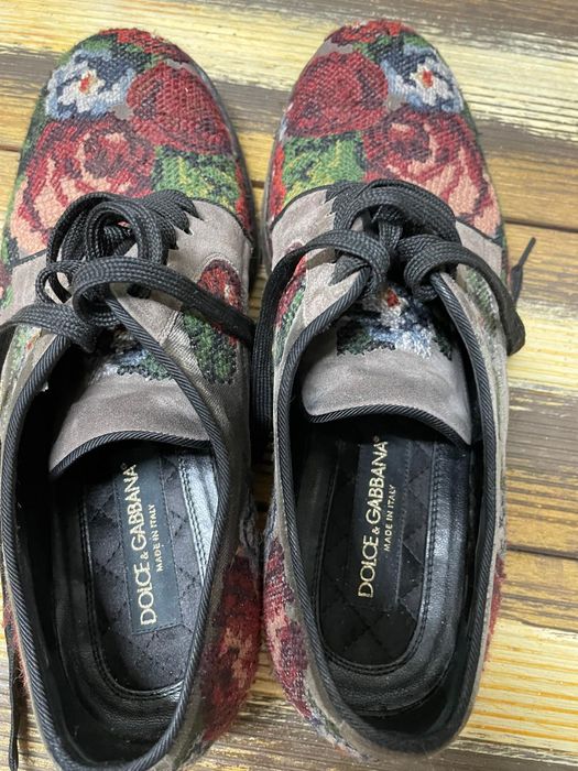 Pantofi piele brodata