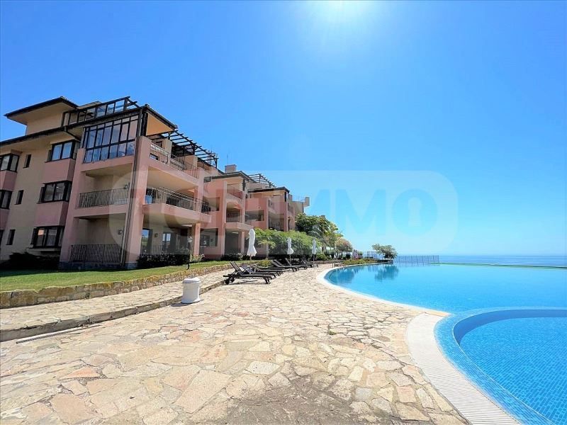 Продава се Двустаен апартамент в с. Топола, Област Добрич - 75 кв.м за 840 €/кв.м - Снимка #8