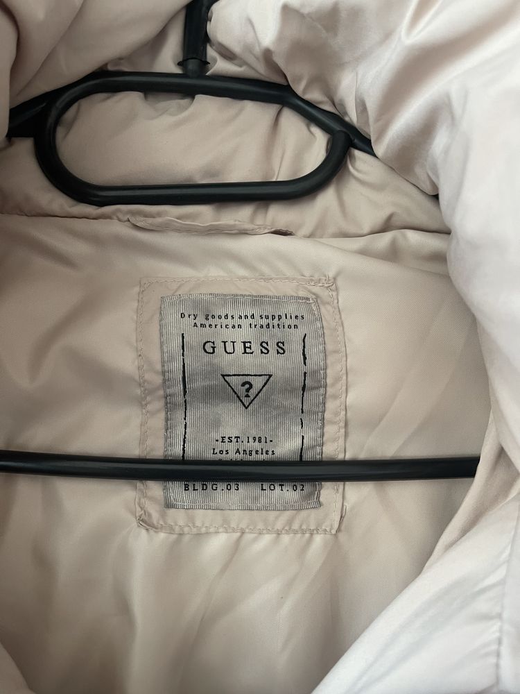 Дамски якета Guess, Reserved, S Oliver, Clockhouse