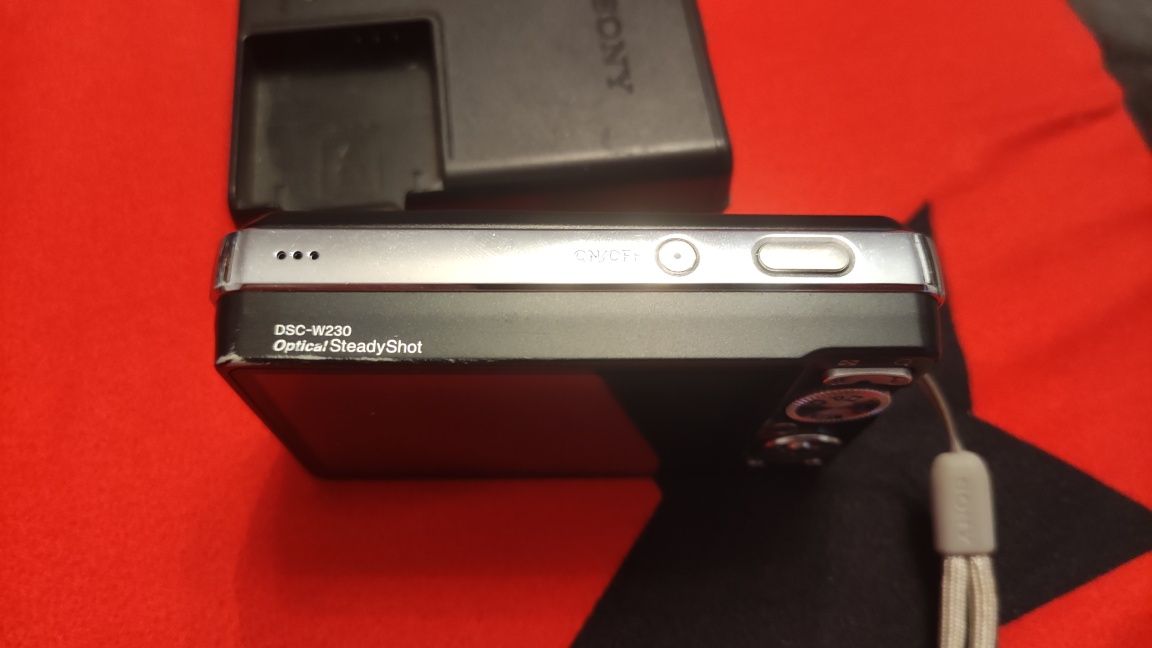 Aparat foto Sony W230