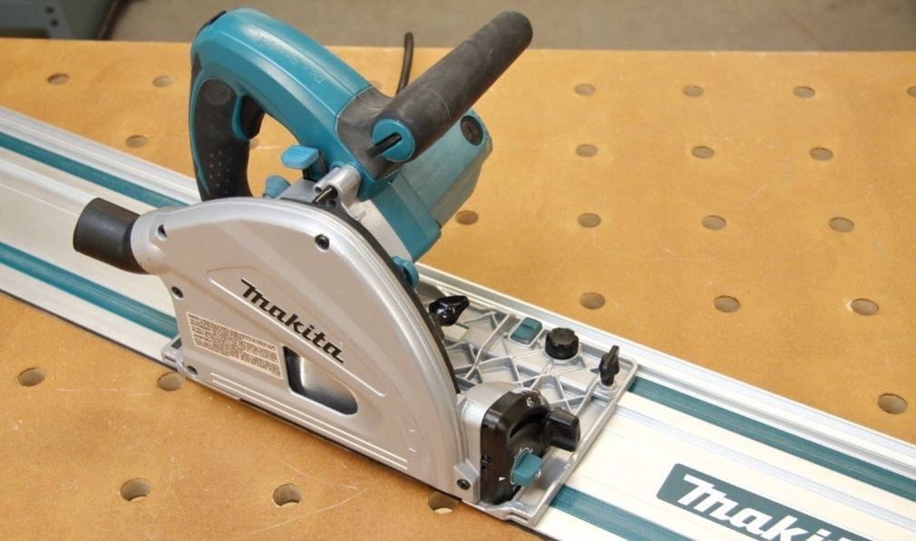 Ръчен Циркуляр Makita SP6000/1300W 165мм