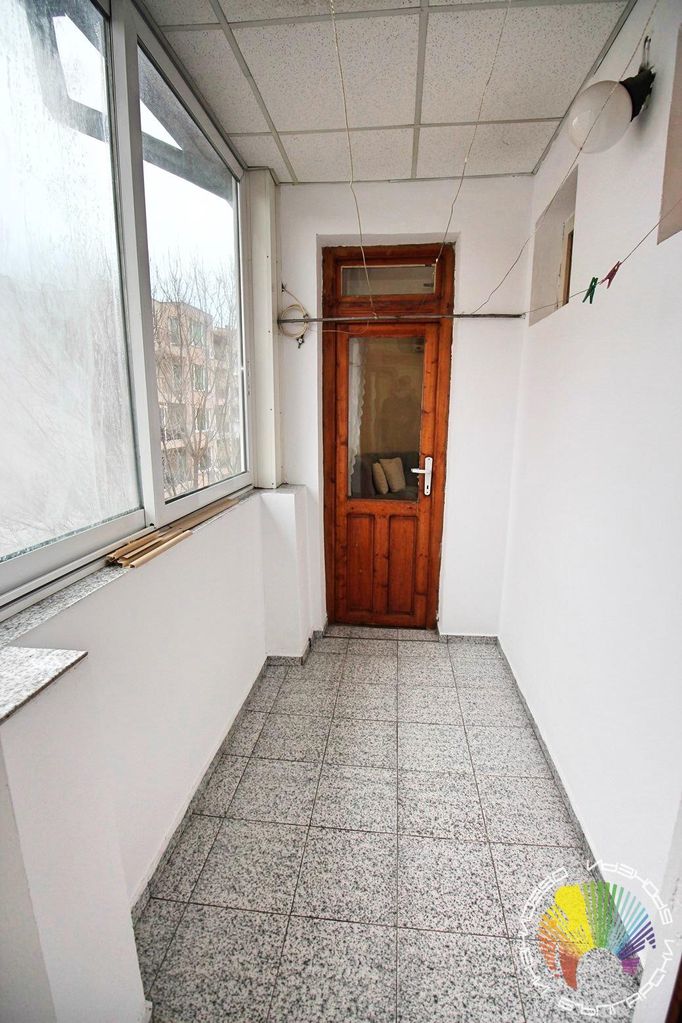Дава се под наем Тристаен апартамент в Бургас, Лазур - 100 кв.м за 459 € - Снимка #13