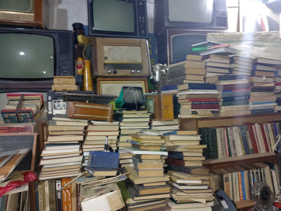 Книги в большом количестве