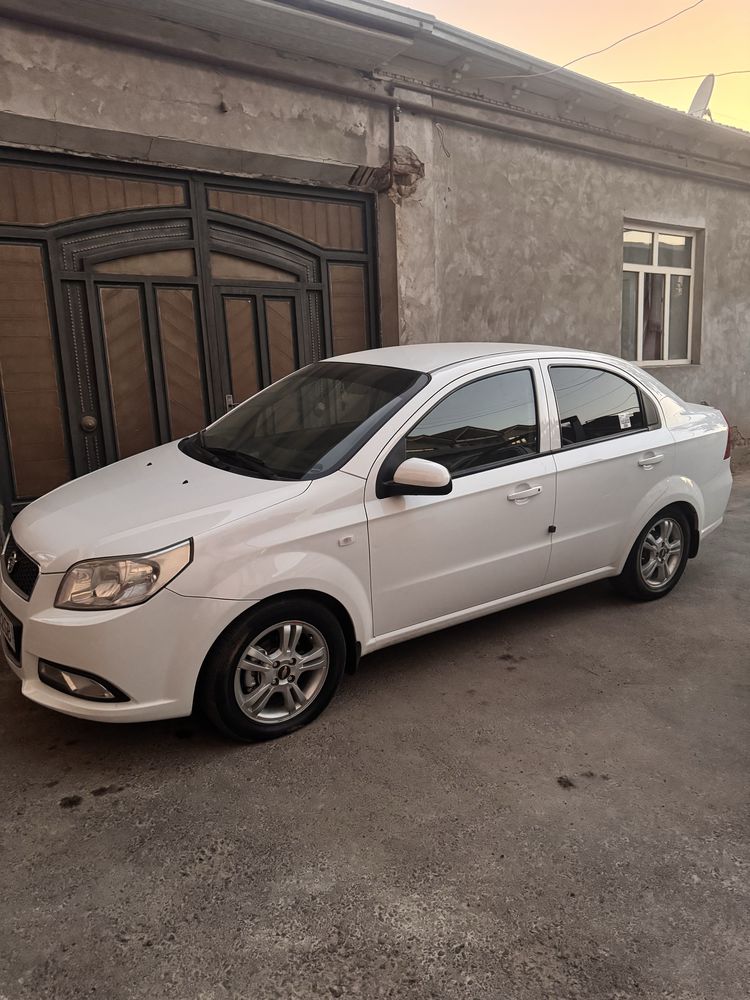 Srochna sotiladi