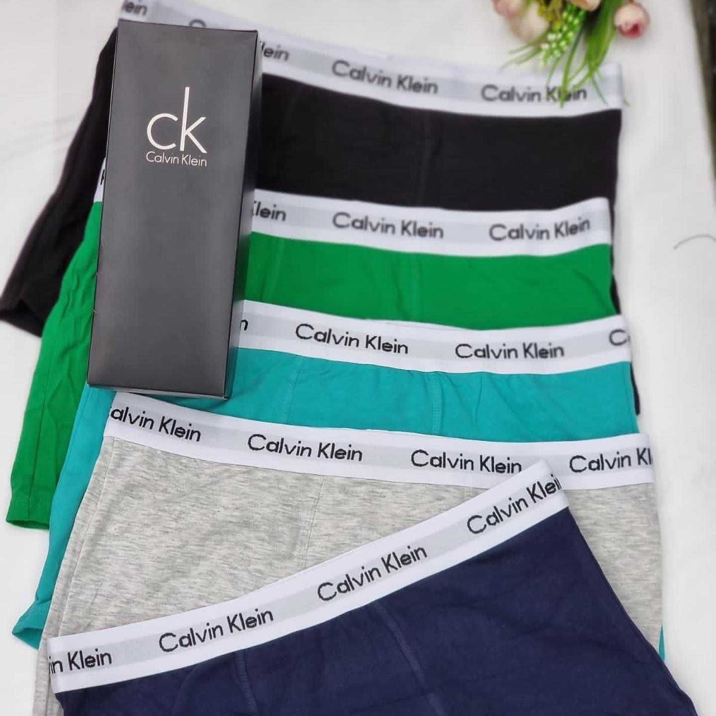 Мужские трусы боксеры Calvin Klein за пару