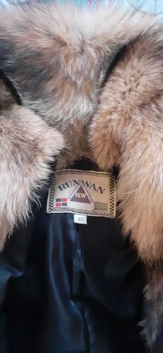 Vând haina de blană, marimea 46