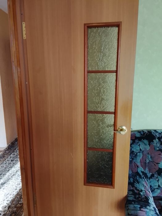 Деревянский дверь