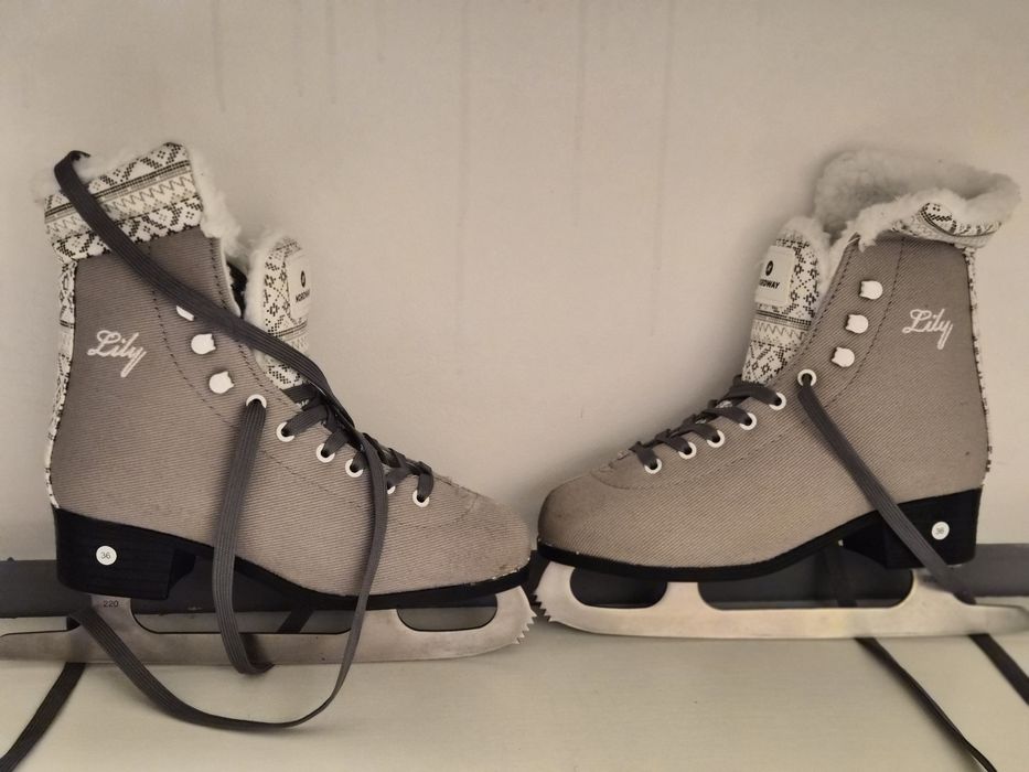 Продам коньки на девочку