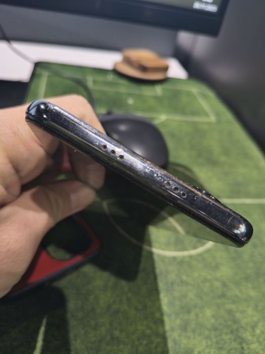 Продается Poco F3 8/256