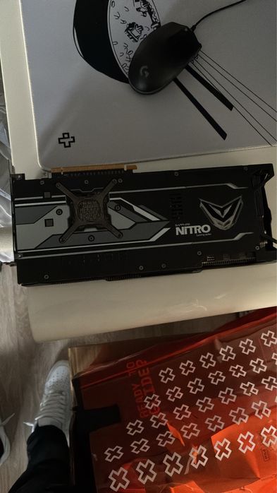 placa video rx vega 64 8 gb noua