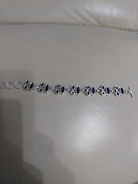 Vând brățară superba cu granate si argint 925