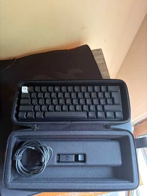 Logitech G Pro X 60 Lightspeed – неизползвана, пълен комплект